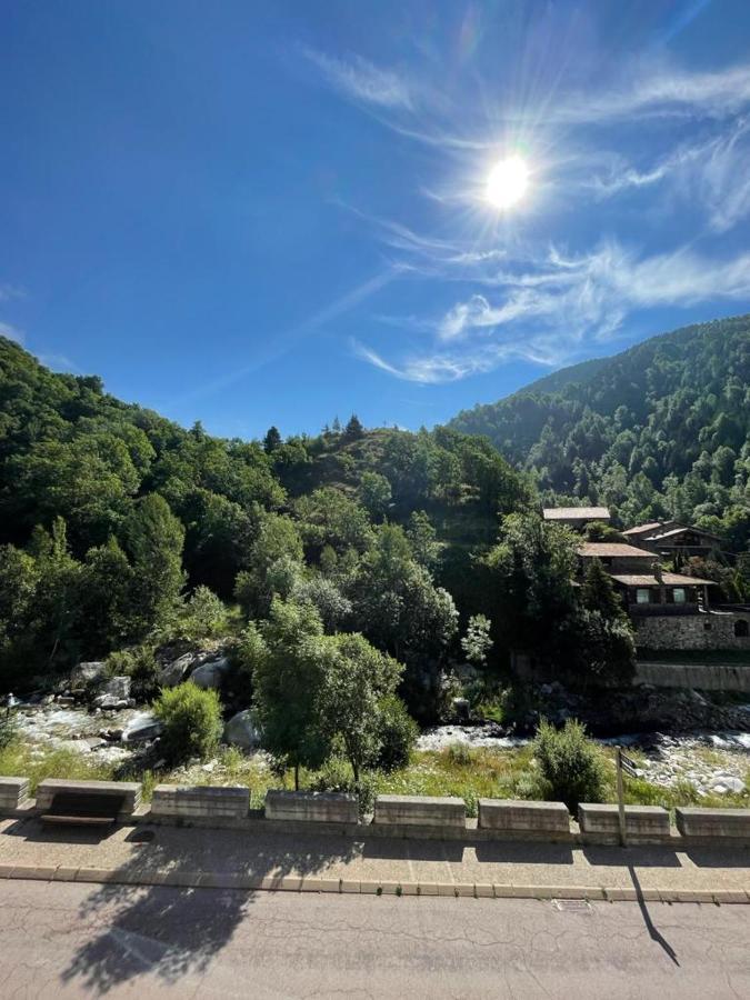 Hostal Ter Сеткасес Екстер'єр фото